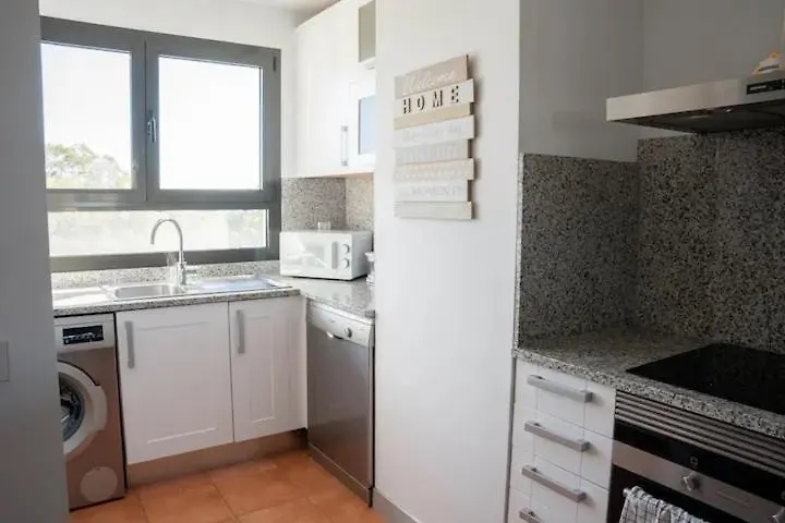 Penthouse In Estepona Met Jacuzzi En Zeezicht!