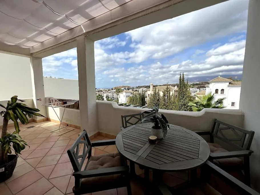 Penthouse In Estepona Met Jacuzzi En Zeezicht! Spain