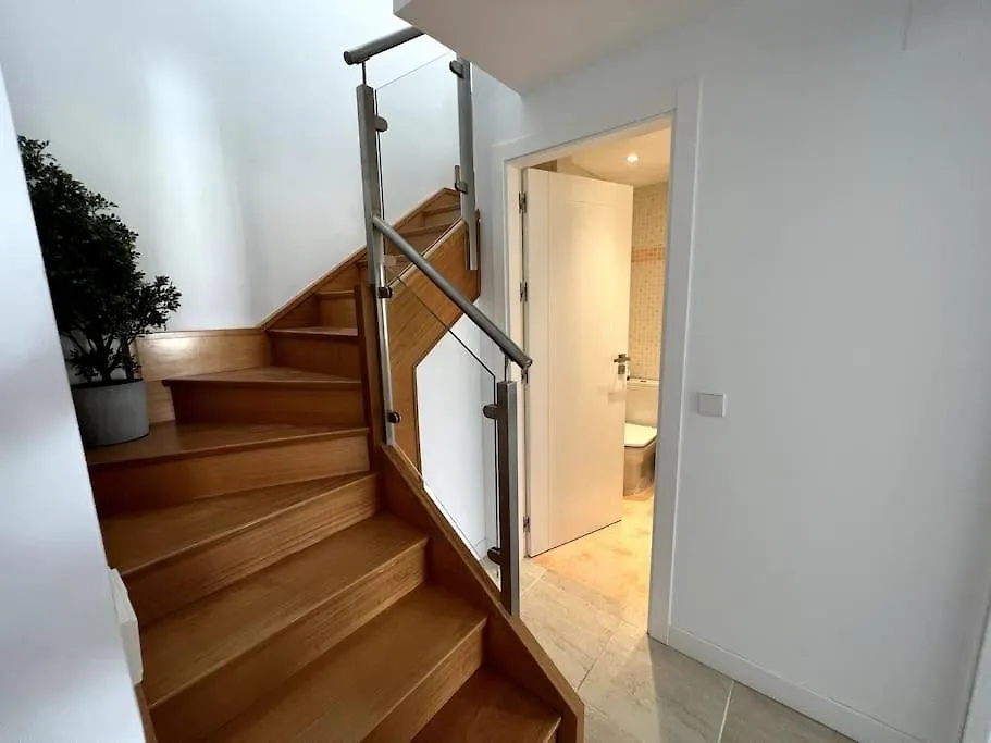 Apartment Penthouse In Estepona Met Jacuzzi En Zeezicht! Spain
