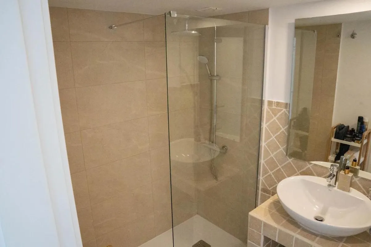 Penthouse In Estepona Met Jacuzzi En Zeezicht!